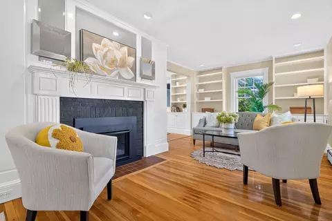 Living - 7 Dexter Rd, Wellesley, MA 02482 photo 1 of 3