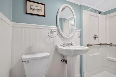 Bath - 7 Dexter Rd, Wellesley, MA 02482 photo 2 of 2
