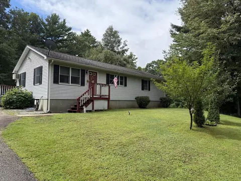 36 Leno Rd, Holland, MA 01521
