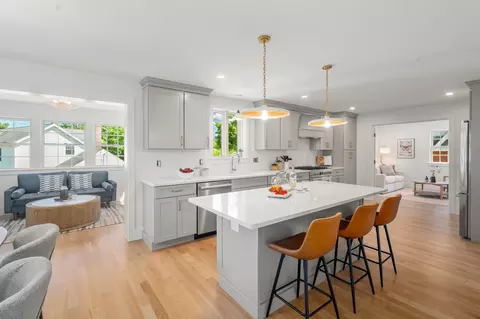 26 N Gtwy, Winchester, MA 01890
