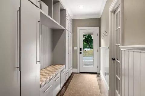 Entry Way - 25 Arch St, Needham, MA 02492 photo 2 of 2