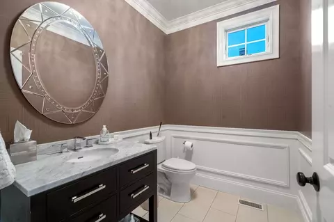 Bath - 25 Arch St, Needham, MA 02492 photo 1 of 6