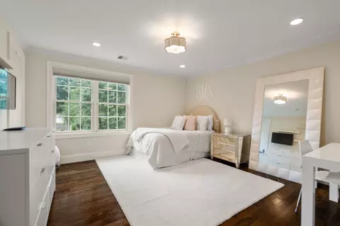 Bedroom - 25 Arch St, Needham, MA 02492 photo 3 of 4