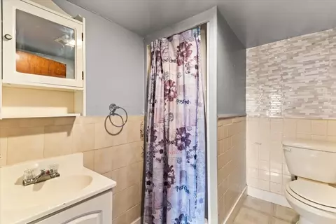 Bath - 47 Bush St, Fall River, MA 02724 photo 7 of 7