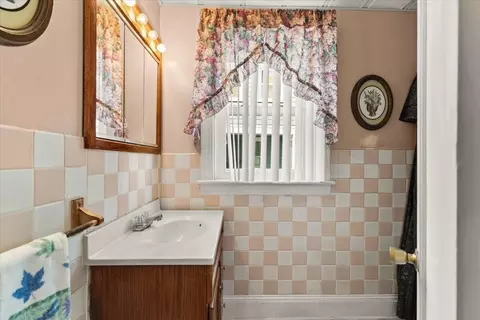 Bath - 47 Bush St, Fall River, MA 02724 photo 4 of 7