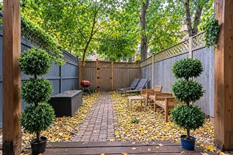 50 Montgomery St #1, Boston, MA 02116
