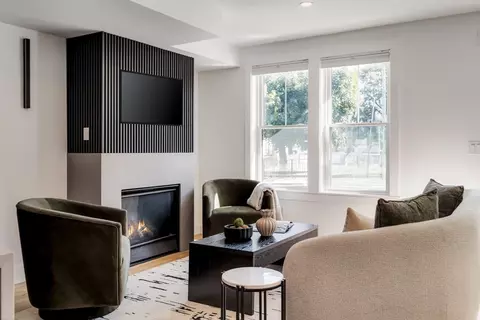 Living - 272 Eagle #1, Boston, MA 02128 photo 5 of 6