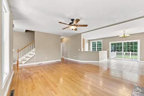 Living - 33 Caddyshack Dr, Chicopee, MA 01020 photo 6 of 6