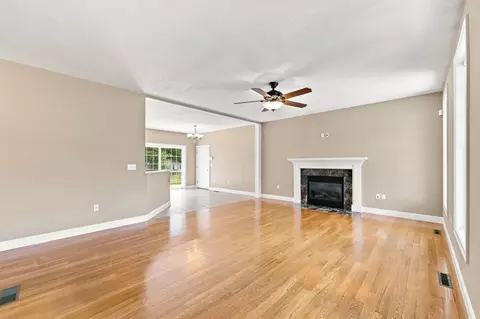 Living - 33 Caddyshack Dr, Chicopee, MA 01020 photo 3 of 6