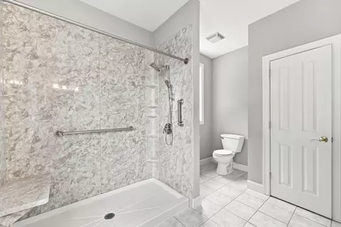 Bath - 33 Caddyshack Dr, Chicopee, MA 01020 photo 3 of 4
