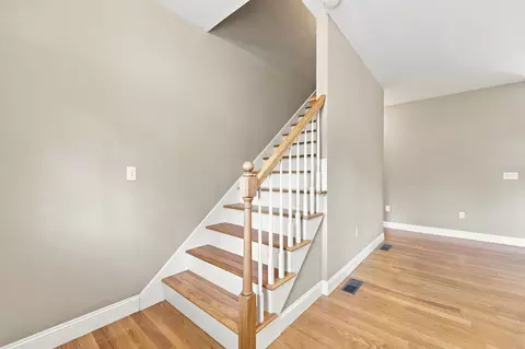 Entry Way - 33 Caddyshack Dr, Chicopee, MA 01020 photo 2 of 2