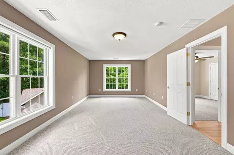 Bedroom - 33 Caddyshack Dr, Chicopee, MA 01020 photo 8 of 10