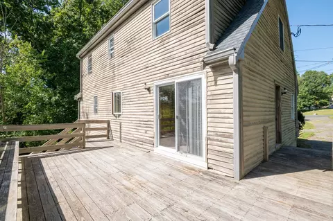 Exterior - 136 North St, Danvers, MA 01923 photo 6 of 14
