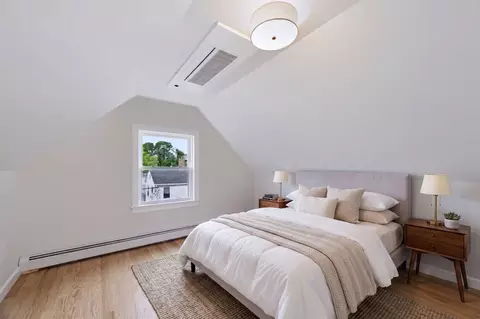 Bedroom - 19 Charnock St #2, Beverly, MA 01915 photo 7 of 7