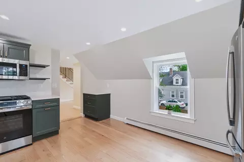 Entry Way - 19 Charnock St #2, Beverly, MA 01915 photo 1 of 5