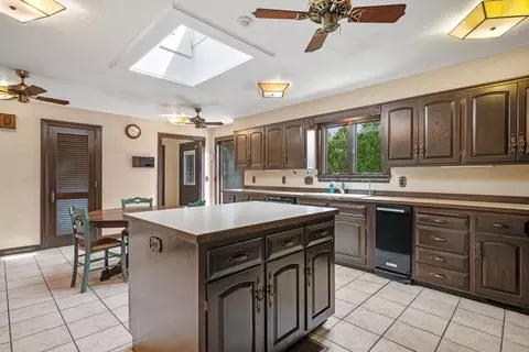 Kitchen - 37 Phillips Beach Ave, Swampscott, MA 01907 photo 2 of 4