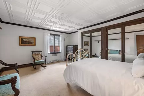 Bedroom - 37 Phillips Beach Ave, Swampscott, MA 01907 photo 2 of 3