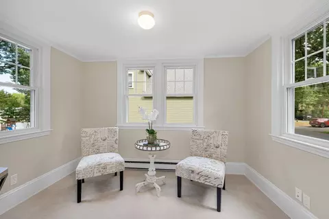 Entry Way - 24 Thorndike St, Reading, MA 01867 photo 2 of 3