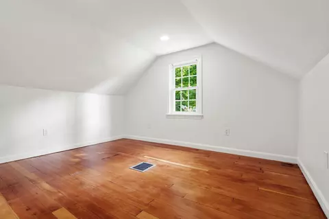 Bedroom - 26 Elliott St, Reading, MA 01867 photo 1 of 3