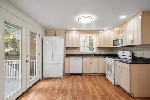 Kitchen - 26 Elliott St, Reading, MA 01867 photo 1 of 1