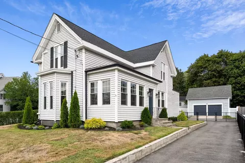 75 Sea St, Weymouth, MA 02191