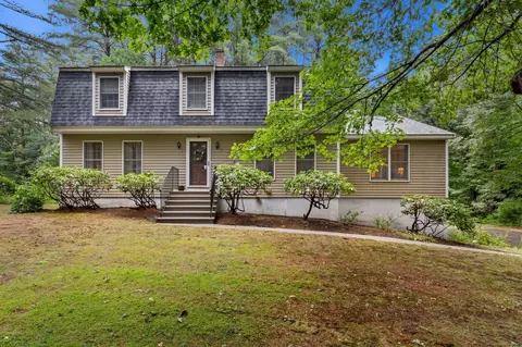 26 Heath Rd, Merrimac, MA 01860