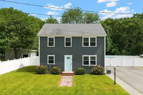 26 Paul Rd, Dartmouth, MA 02747