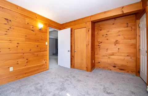 Bedroom - 595 Main St, Acushnet, MA 02743 photo 4 of 5
