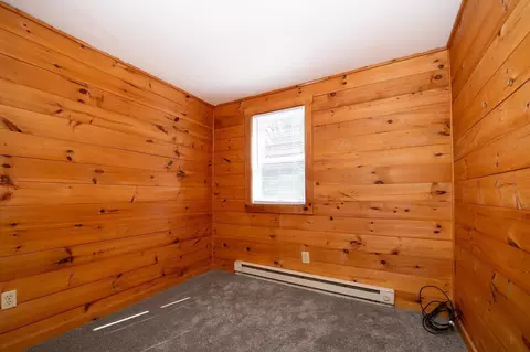 Bedroom - 595 Main St, Acushnet, MA 02743 photo 2 of 5