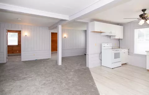 Living - 595 Main St, Acushnet, MA 02743 photo 6 of 7