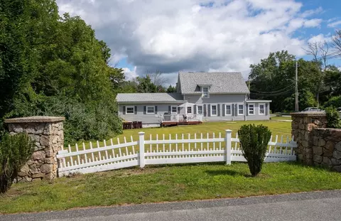 Exterior - 595 Main St, Acushnet, MA 02743 photo 1 of 11