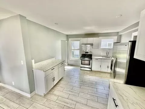 Kitchen - 65 Rochelle St, Springfield, MA 01109 photo 4 of 4