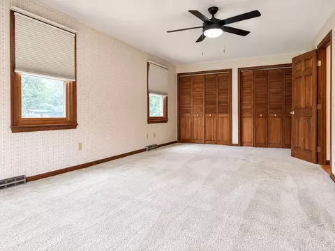 Bedroom - 138 Slate Rd, Chicopee, MA 01020 photo 2 of 9