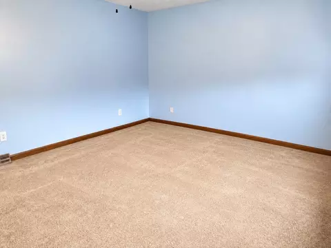 Bedroom - 138 Slate Rd, Chicopee, MA 01020 photo 5 of 9