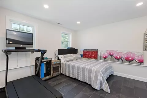 Bedroom - 59 Riverview Ave, Danvers, MA 01923 photo 6 of 7