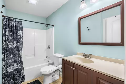 Bath - 10 Egan Ave, Worcester, MA 01604 photo 2 of 2