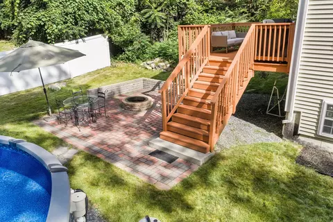 Exterior - 10 Egan Ave, Worcester, MA 01604 photo 6 of 7