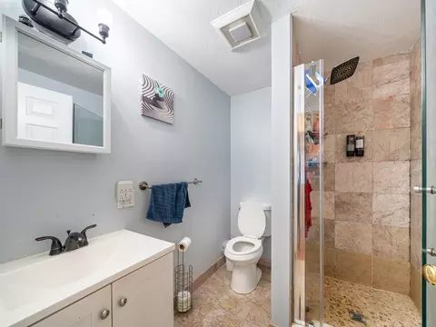 Bath - 8 Spinney Path #4, Lynn, MA 01902 photo 2 of 2
