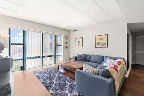 170 Gore St #417, Cambridge, MA 02141