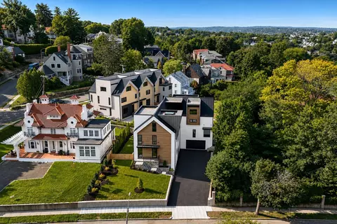 63-65 Commonwealth Ave #65, Chestnut Hill, MA 02467