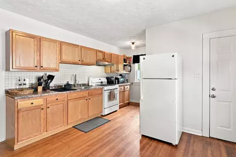 Kitchen - 118-120 Commonwealth Ave, Springfield, MA 01108 photo 3 of 4