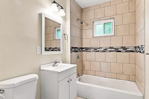 Bath - 118-120 Commonwealth Ave, Springfield, MA 01108 photo 1 of 2