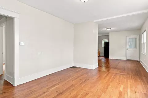 Living - 118-120 Commonwealth Ave, Springfield, MA 01108 photo 4 of 11