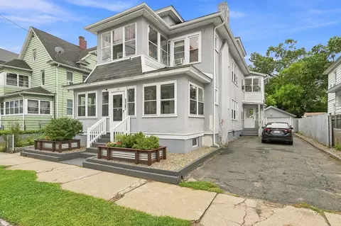 Exterior - 118-120 Commonwealth Ave, Springfield, MA 01108 photo 3 of 8
