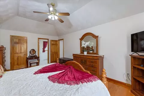 Bedroom - 8 Hunter Ave, Methuen, MA 01844 photo 1 of 2