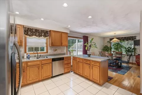 Kitchen - 8 Hunter Ave, Methuen, MA 01844 photo 1 of 1