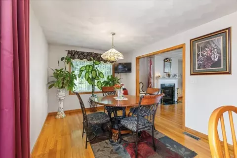 Dining - 8 Hunter Ave, Methuen, MA 01844 photo 2 of 4