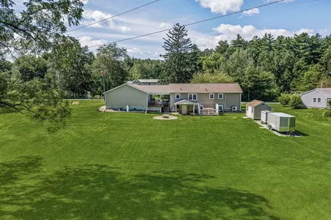 Exterior - 45 Brook St, Easthampton, MA 01027 photo 8 of 8