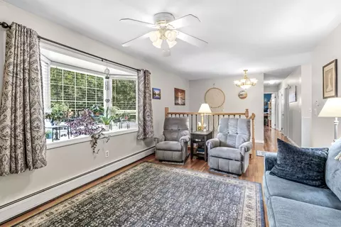 Living - 45 Brook St, Easthampton, MA 01027 photo 3 of 7