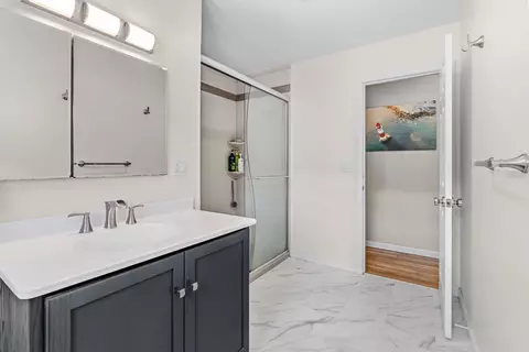 Bath - 45 Brook St, Easthampton, MA 01027 photo 1 of 3